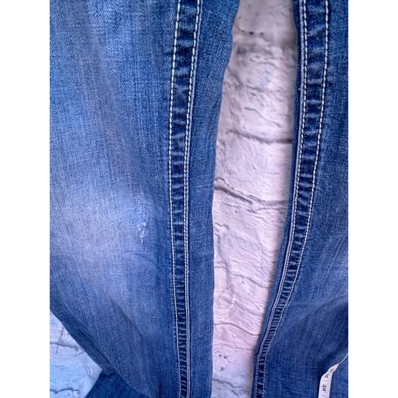 Y2K style Women's Miss Me Blue Jeans Boot Cut Size 32 style JW5310B3Q - Picture 10 of 11